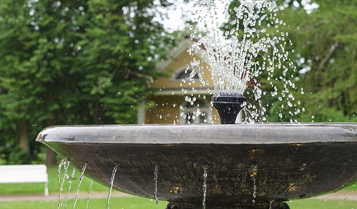 solar powered bird bath fountain pump